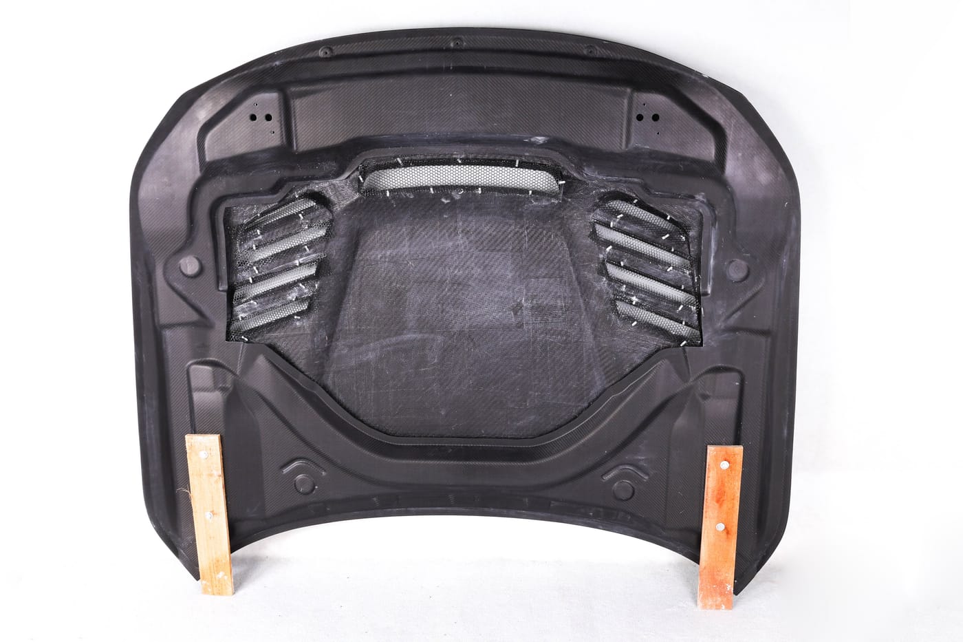 Motorhuv V-Style Torrkolfiber – BMW M2 (G87)