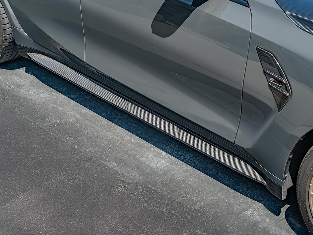 Sidokjolar OEM-Style Torrkolfiber – BMW M3/M4 (G8x)